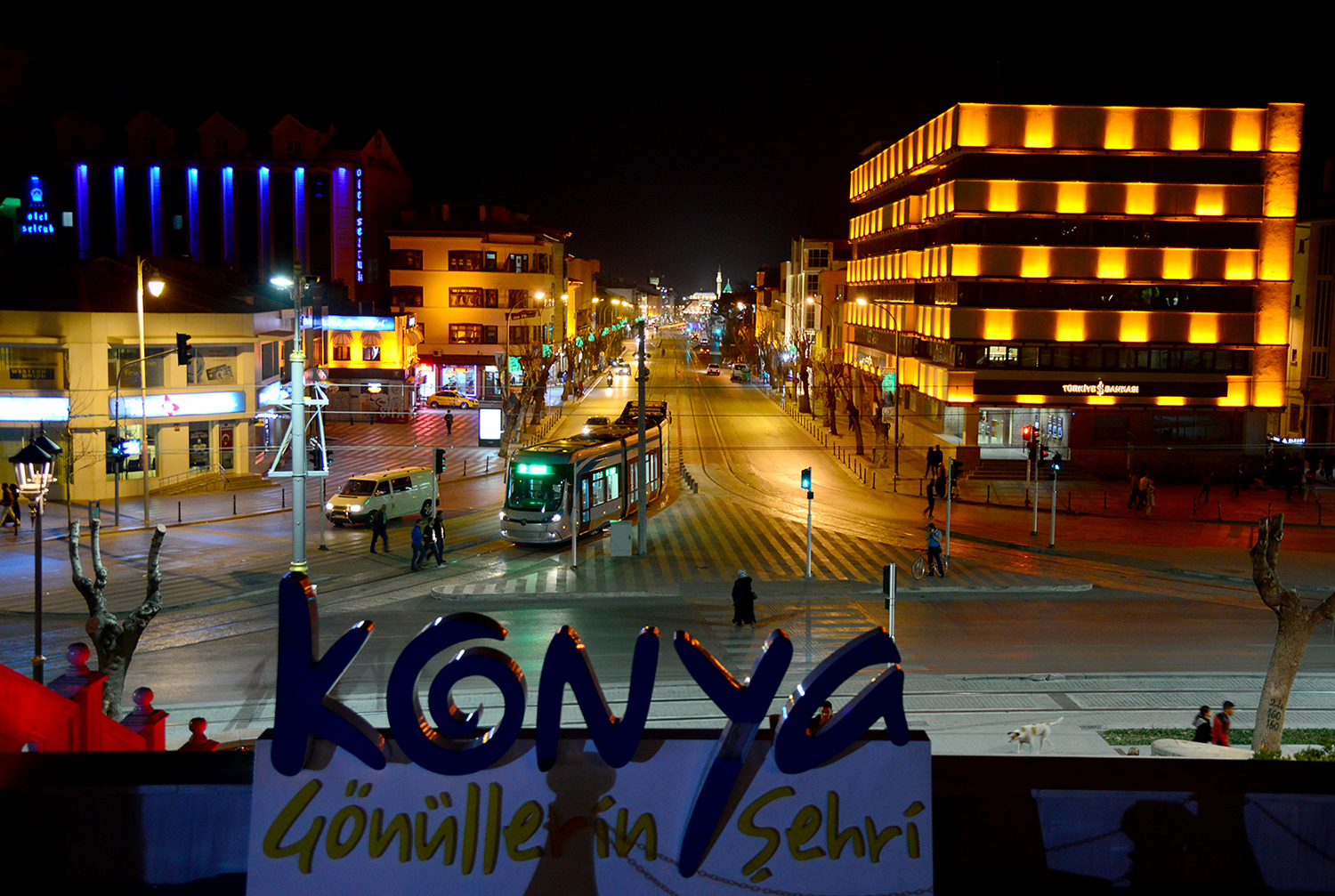 Mevlana Caddesi'ne 'Tarihi' Dokunuş 