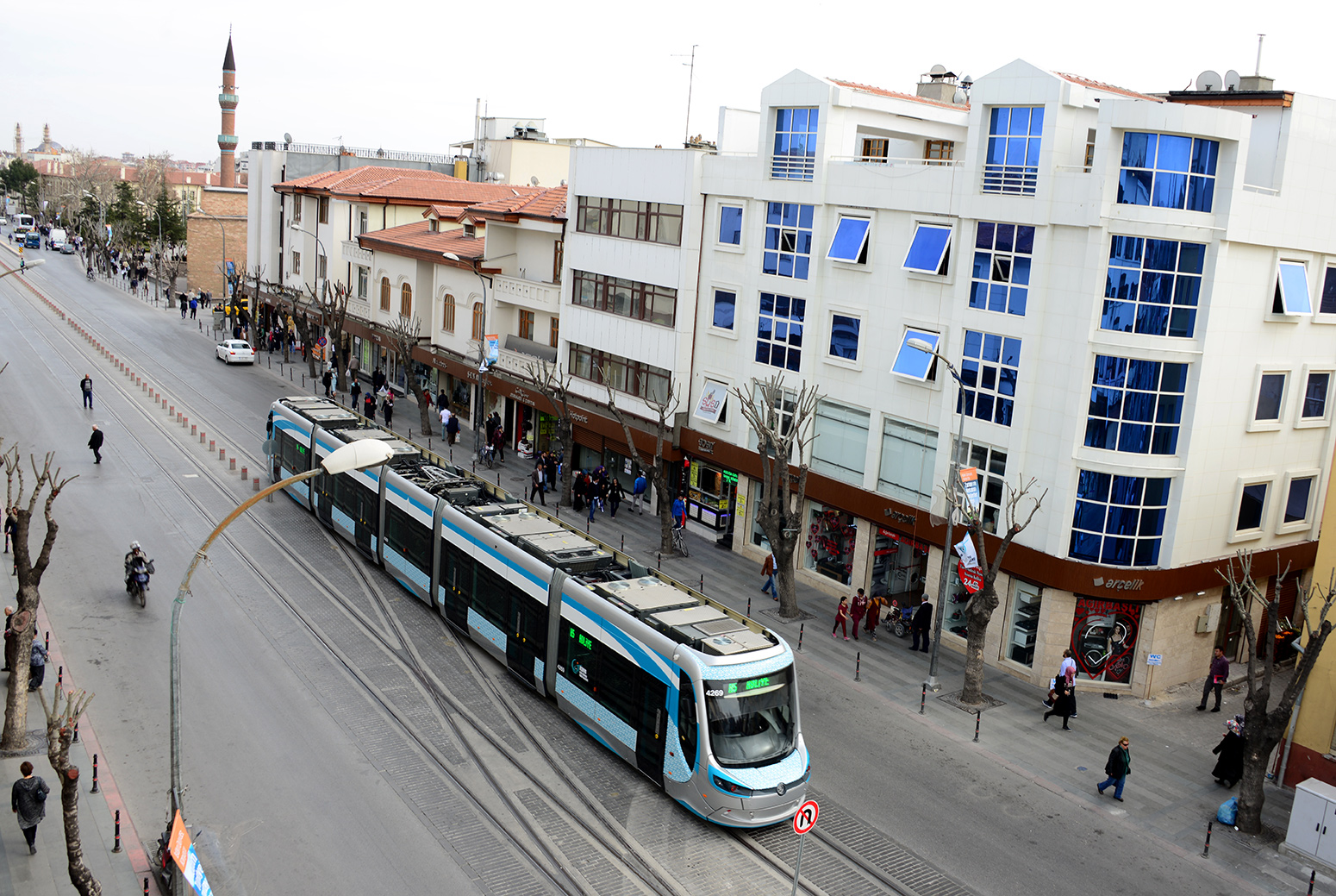 Mevlana Caddesi'ne 'Tarihi' Dokunuş 
