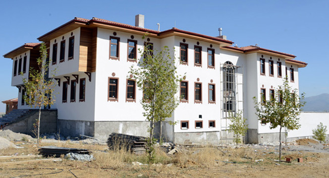 Büyükşehir'den Seydişehir'e Şehir Konağı