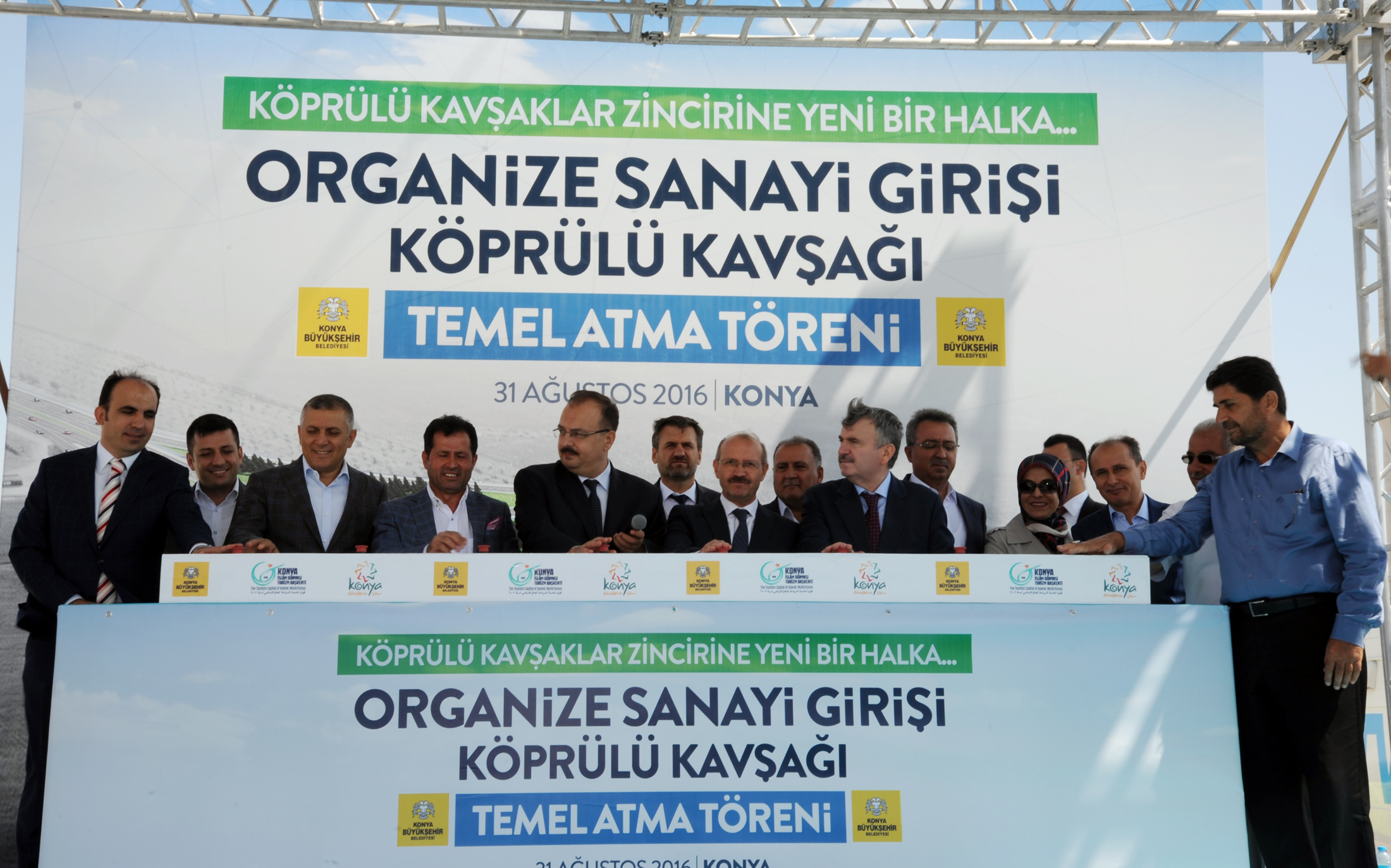 Büyükşehir'den Köprülü Kavşak Zincirine Yeni Bir Halka Daha 