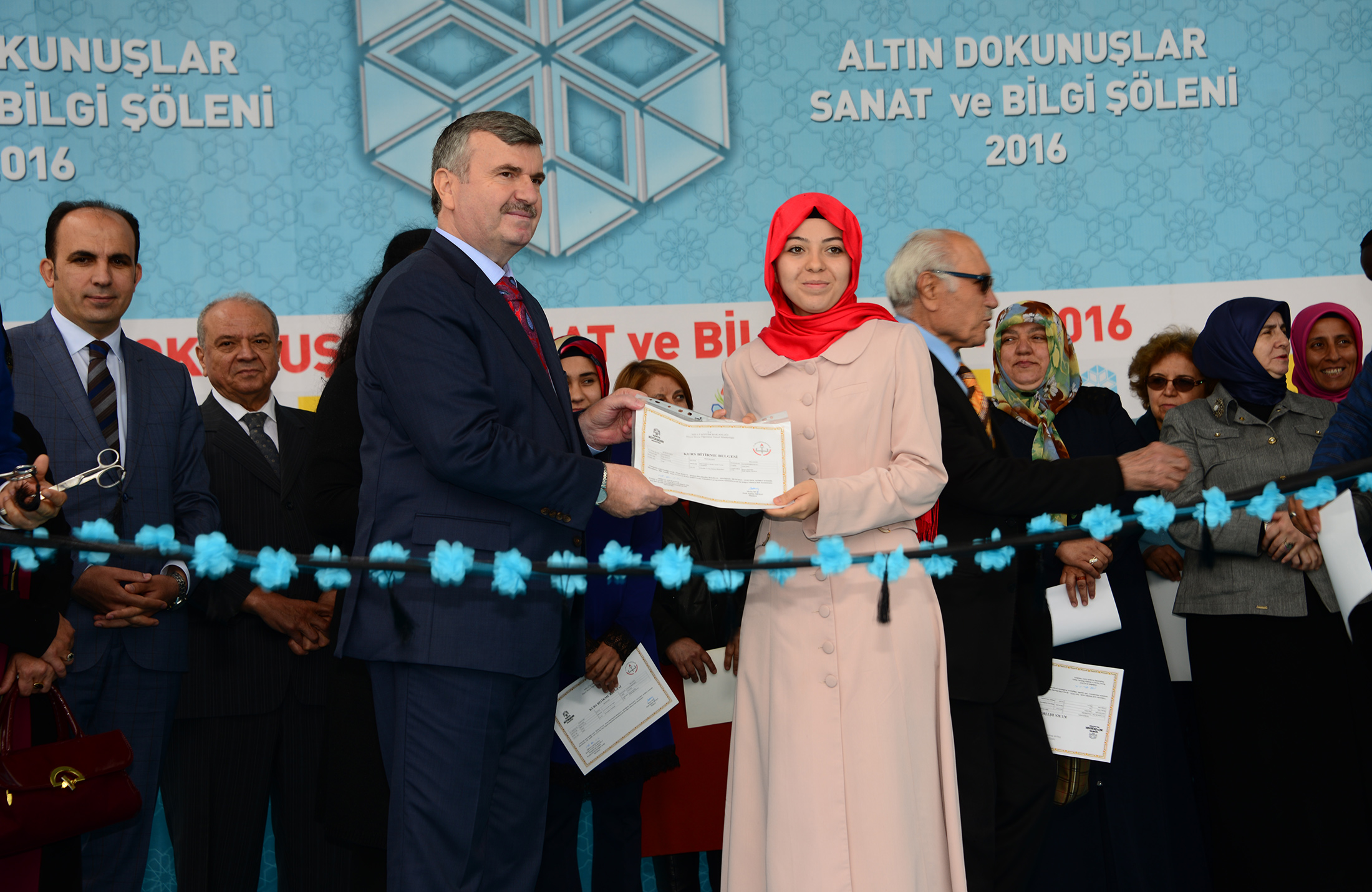 Altın Dokunuşlar Türk İslam Sembolleri Sergisi Açıldı
