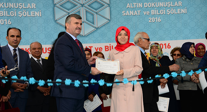 Altın Dokunuşlar Türk İslam Sembolleri Sergisi Açıldı