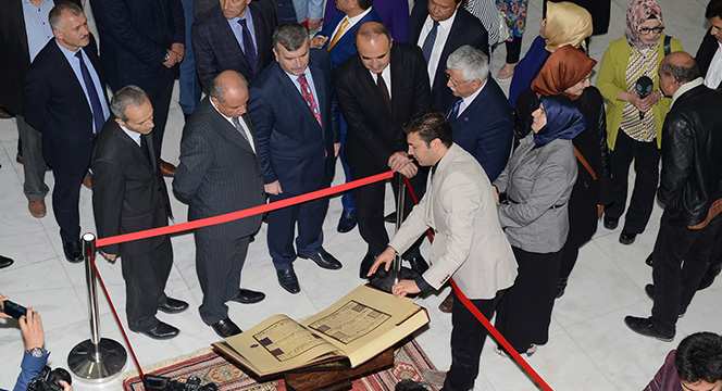 Altın Dokunuşlar Türk İslam Sembolleri Sergisi Açıldı