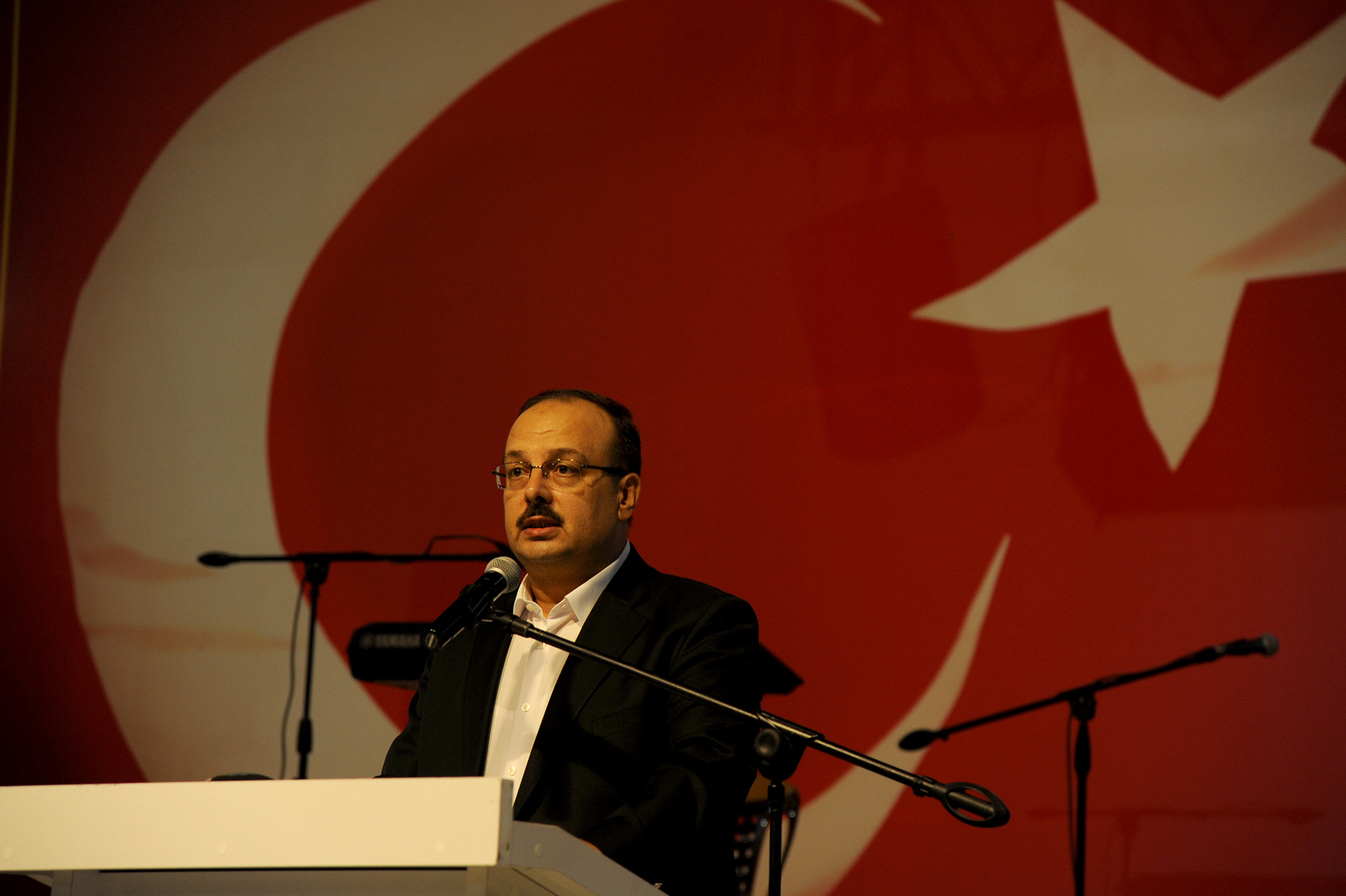 Büyükşehir'den 15 Temmuz Şehitler ve Milli İrade Dayanışma Gecesi