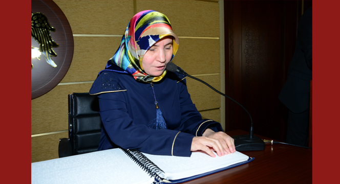 Braille Alfabesiyle Üç Ayda Kur\'an Öğrendiler