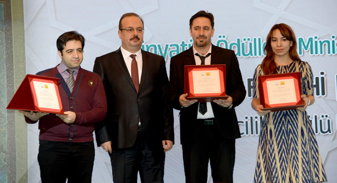 Uluslararası İslam Sanatları Yarışmasının Ödülleri Verildi