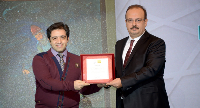 Uluslararası İslam Sanatları Yarışmasının Ödülleri Verildi