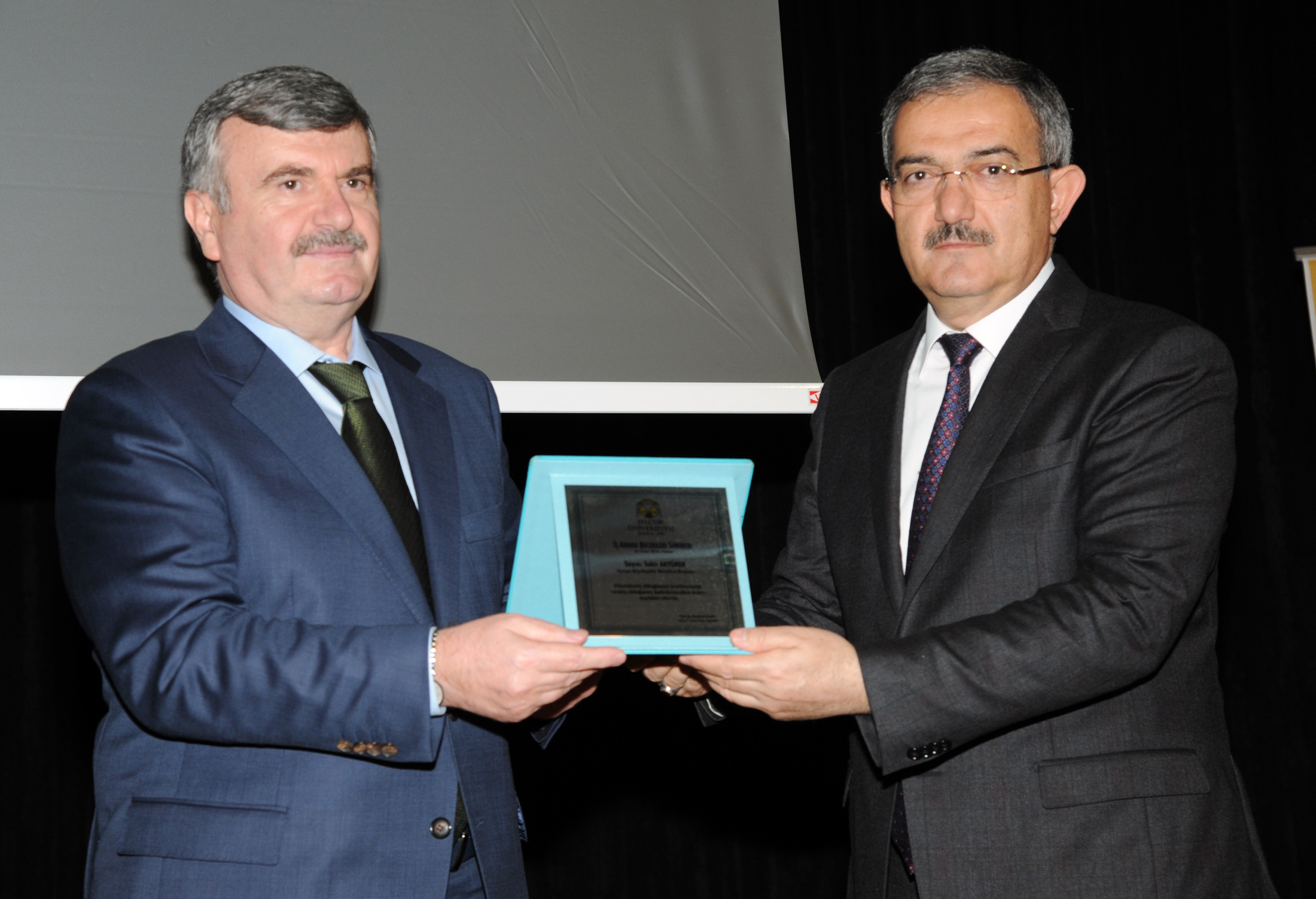 Başkan Akyürek Kariyer Günlerinde Gençlerle Buluştu