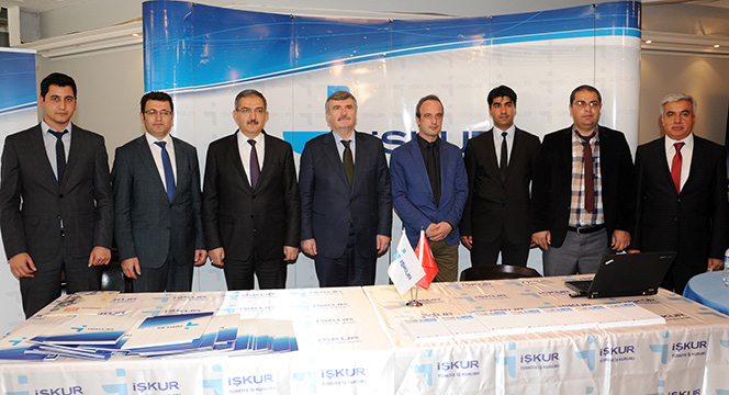 Başkan Akyürek Kariyer Günlerinde Gençlerle Buluştu