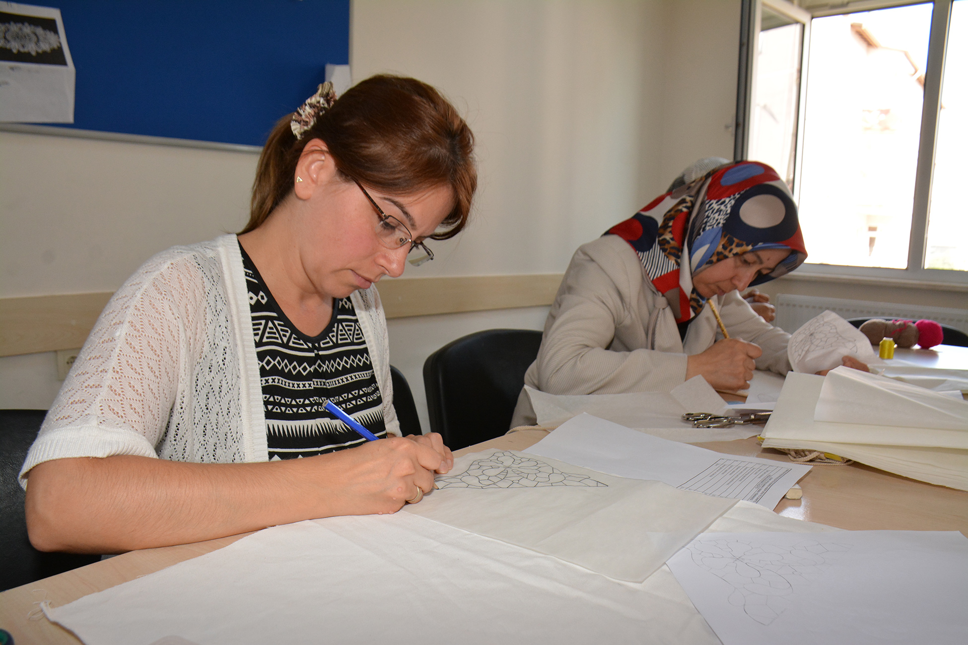Öğretmen Adayları KOMEK'ler İçin Ter Döktü