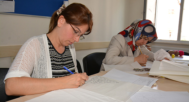 Öğretmen Adayları KOMEK'ler İçin Ter Döktü