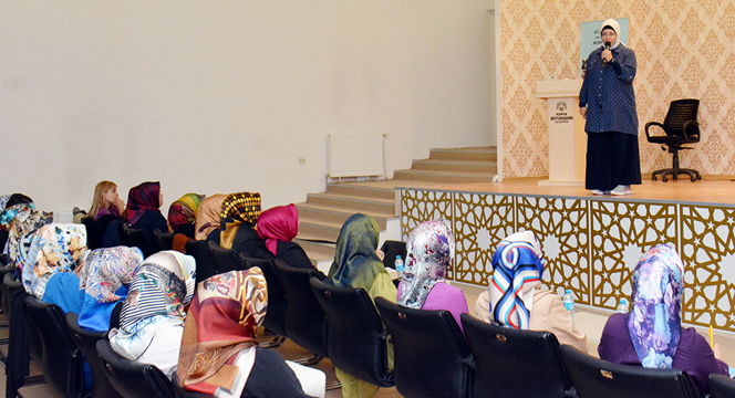 KOMEK'te Çocuklarda Dini Eğitim ve Farkındalık Semineri
