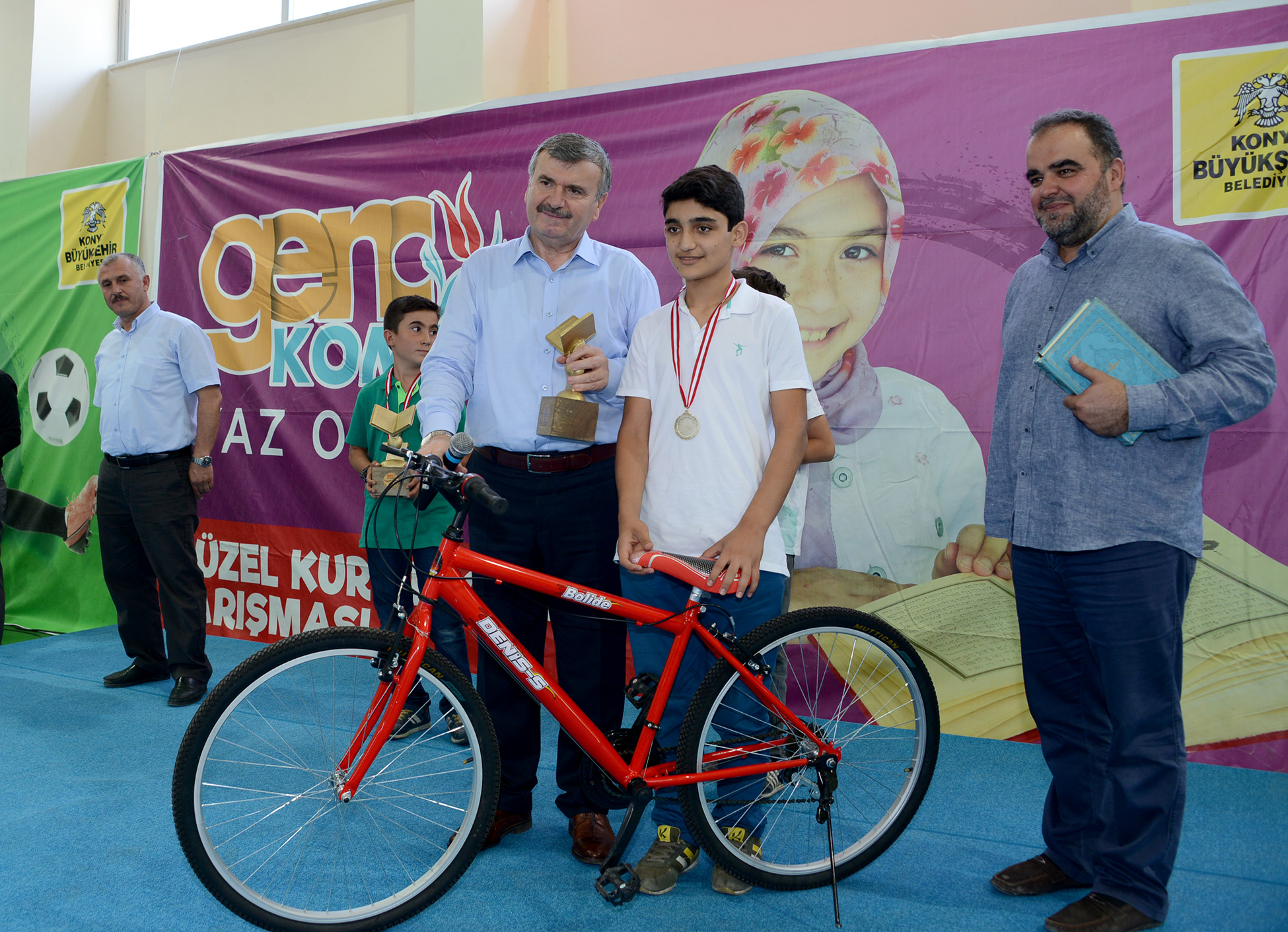 Türkiye'ye Örnek Olan Genç KOMEK'te Ödüller Verildi