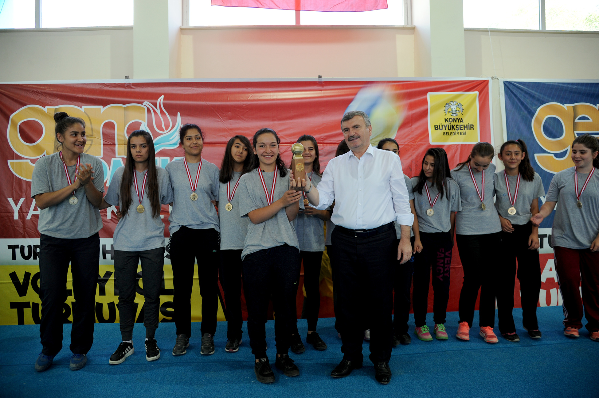 Türkiye'ye Örnek Olan Genç KOMEK'te Ödüller Verildi