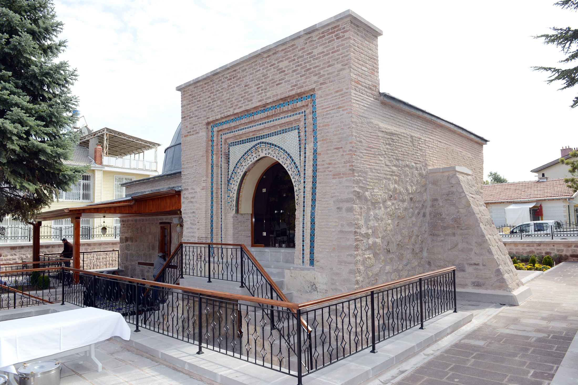 Cemel Ali Dede Türbesi ve Mescidi Açıldı