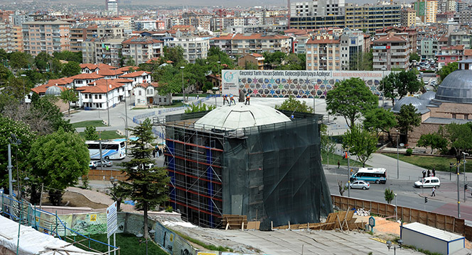Kılıçarslan Köşkü Üzerindeki Yıpranan Beton Koruma Kaldırılıyor