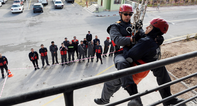 Büyükşehir'den Uzman İtfaiyeci Eğitimi