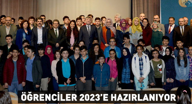 Öğrenciler 2023'e Hazırlanıyor