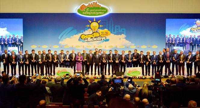 Büyükşehir'e Gençlik Projeleri Ödülü