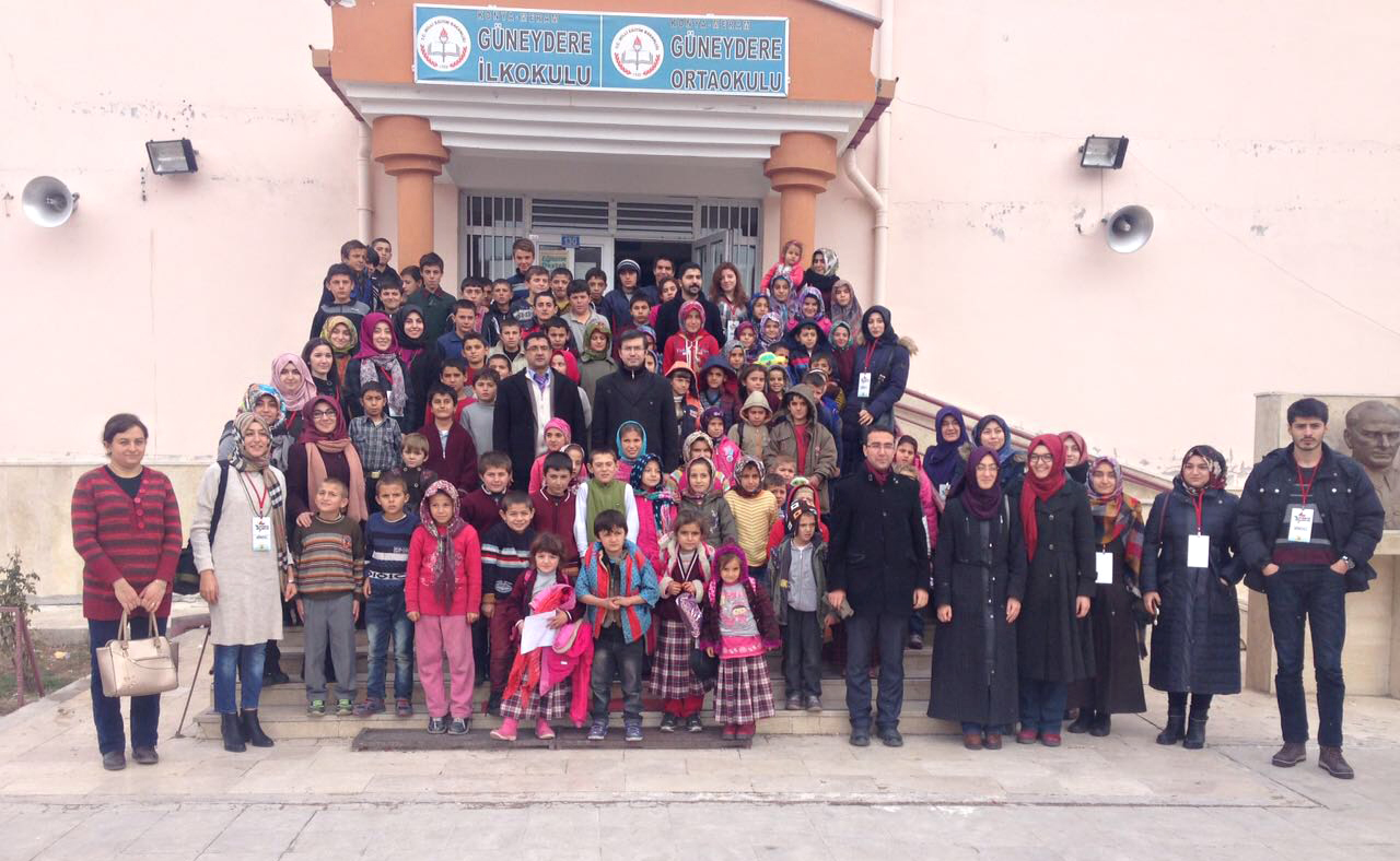 Çocuklar Hayallerindeki Oyuncağa Kavuştu