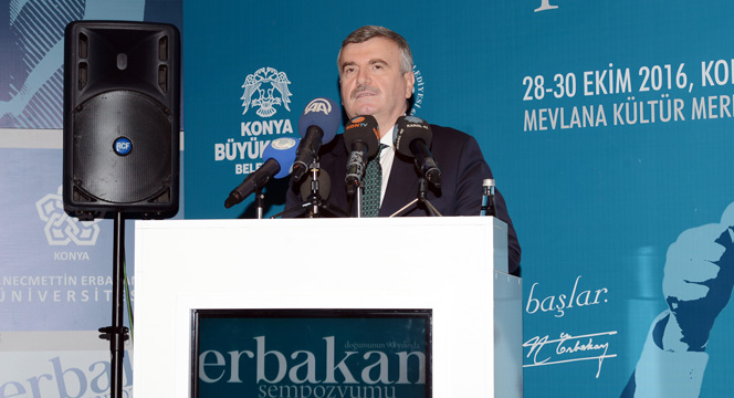 Erbakan Hoca Bir Mektepti