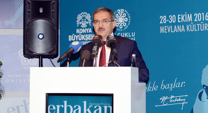 Erbakan Hoca Bir Mektepti