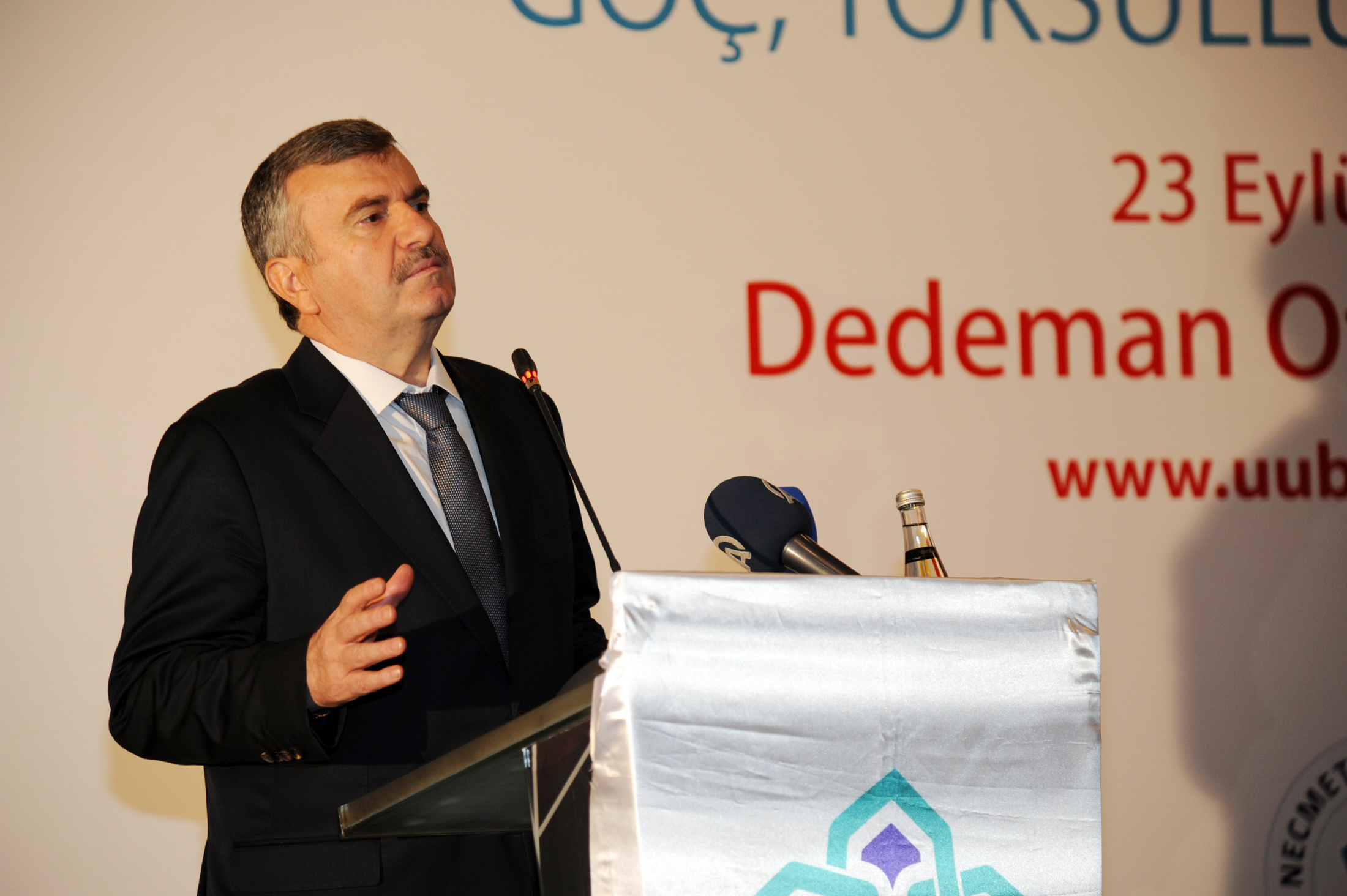 Suriyelilere Sahip Çıkan Türkiye Dünyaya Örnek Oldu