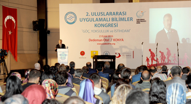 Suriyelilere Sahip Çıkan Türkiye Dünyaya Örnek Oldu