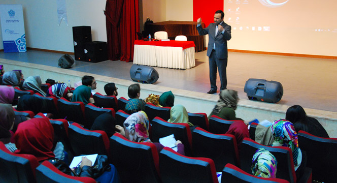 Kariyer Programında Kendi Kendine Koçluk' Anlatıldı
