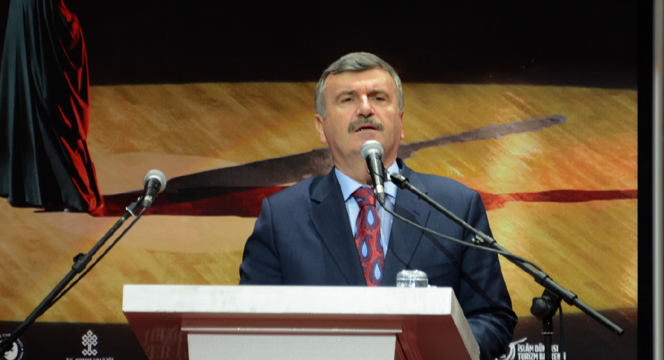 Şeb-i Arus'ta On Binler Konya'dan Birlik Mesajı Verdi