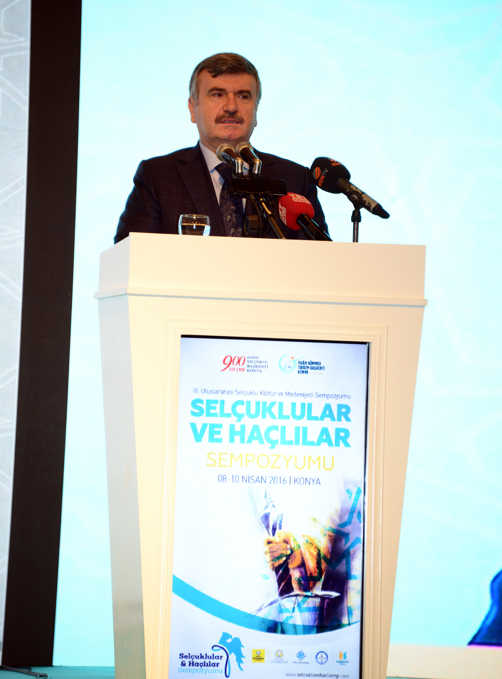 Selçuklular ve Haçlılar Sempozyumu Başladı