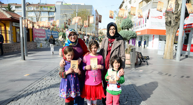 Gençlik Meclisi'nden İstiklal Marşı Sergisi