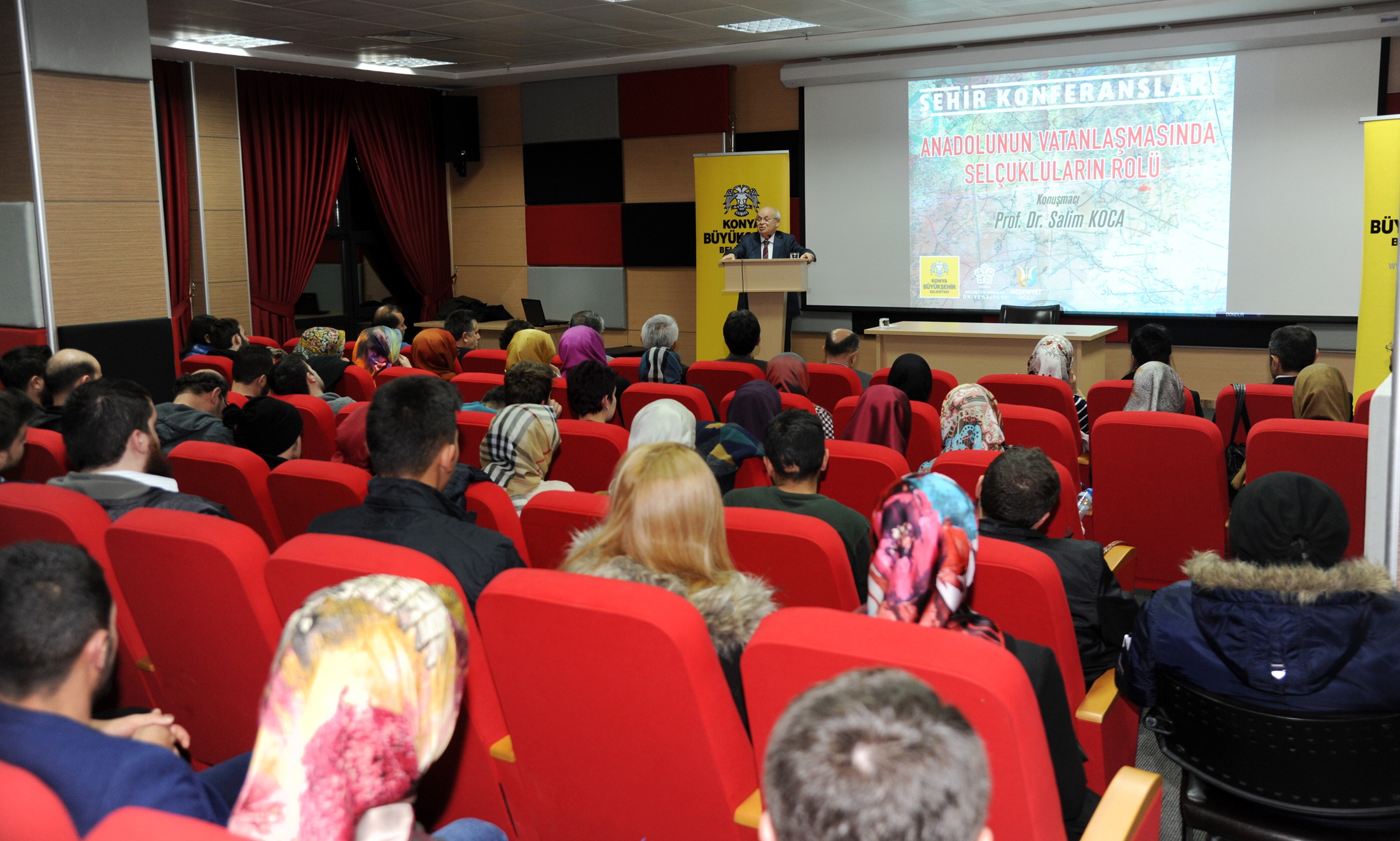 Şehir Konferanslarında Anadolu'nun Vatanlaşması Anlatıldı