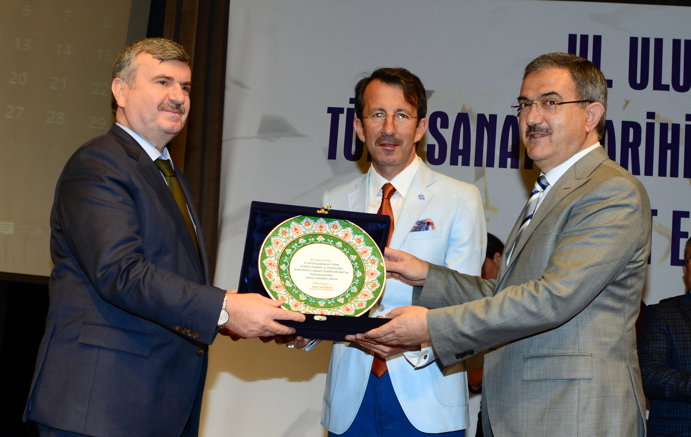 Türk Sanatları, Tarihi ve Folkloru Yaşatılıyor