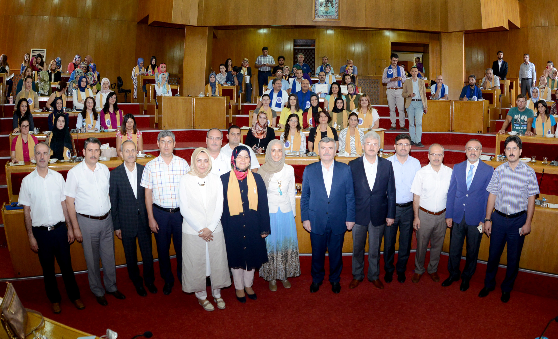 Vakıf İnsan Projesi'nde Eğitimcilere Sertifikaları Verildi