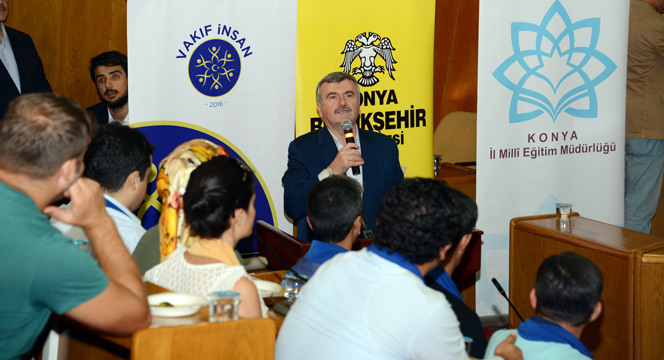 Vakıf İnsan Projesi'nde Eğitimcilere Sertifikaları Verildi