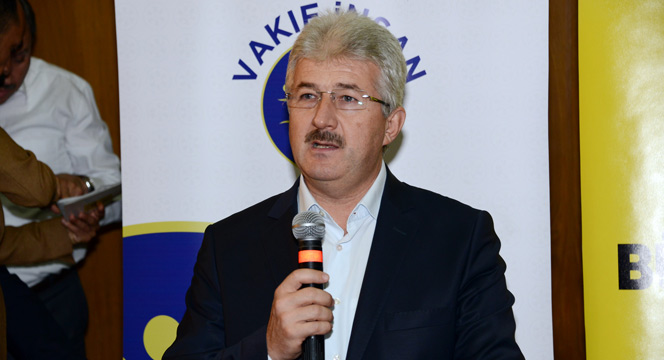 Vakıf İnsan Projesi'nde Eğitimcilere Sertifikaları Verildi