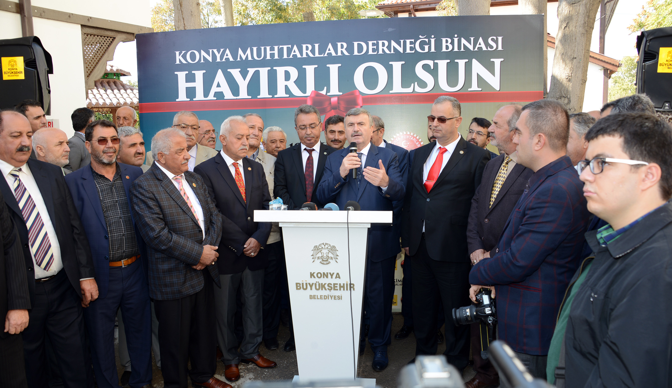 Büyükşehir'den Muhtarlara 'Muhtarlar Günü' Hediyesi
