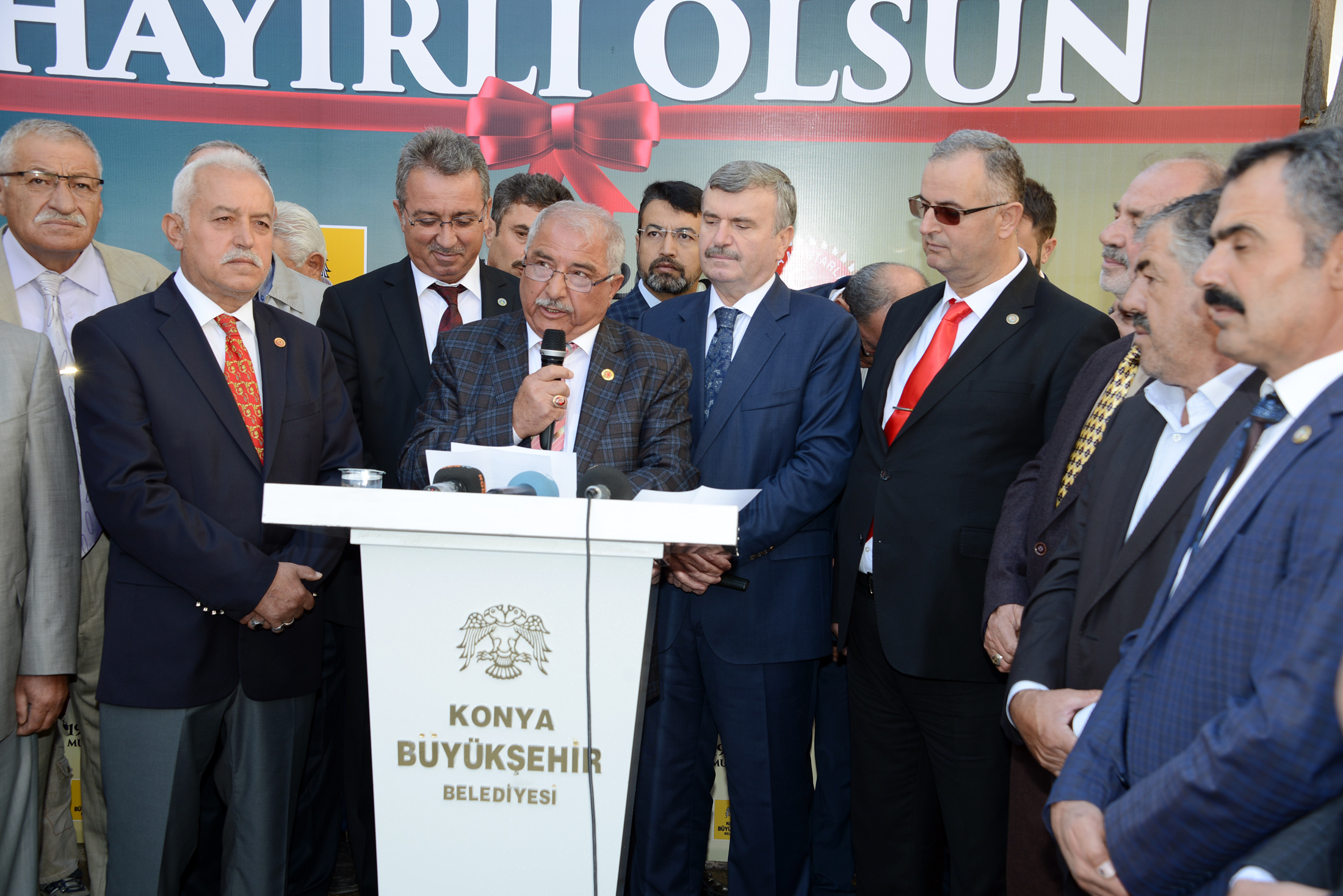 Büyükşehir'den Muhtarlara 'Muhtarlar Günü' Hediyesi