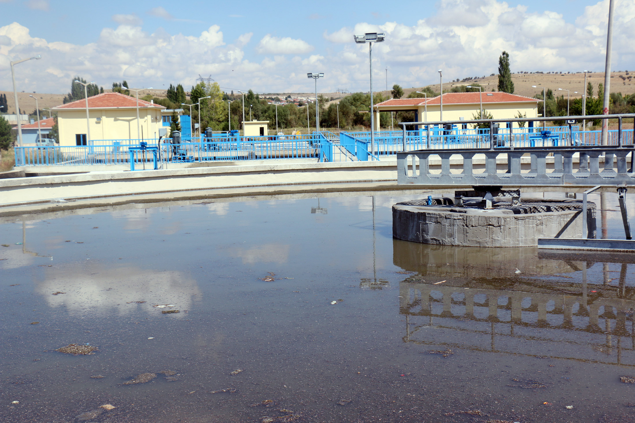 Beyşehir Atıksu Arıtma Tesisi İşletmeye Alındı