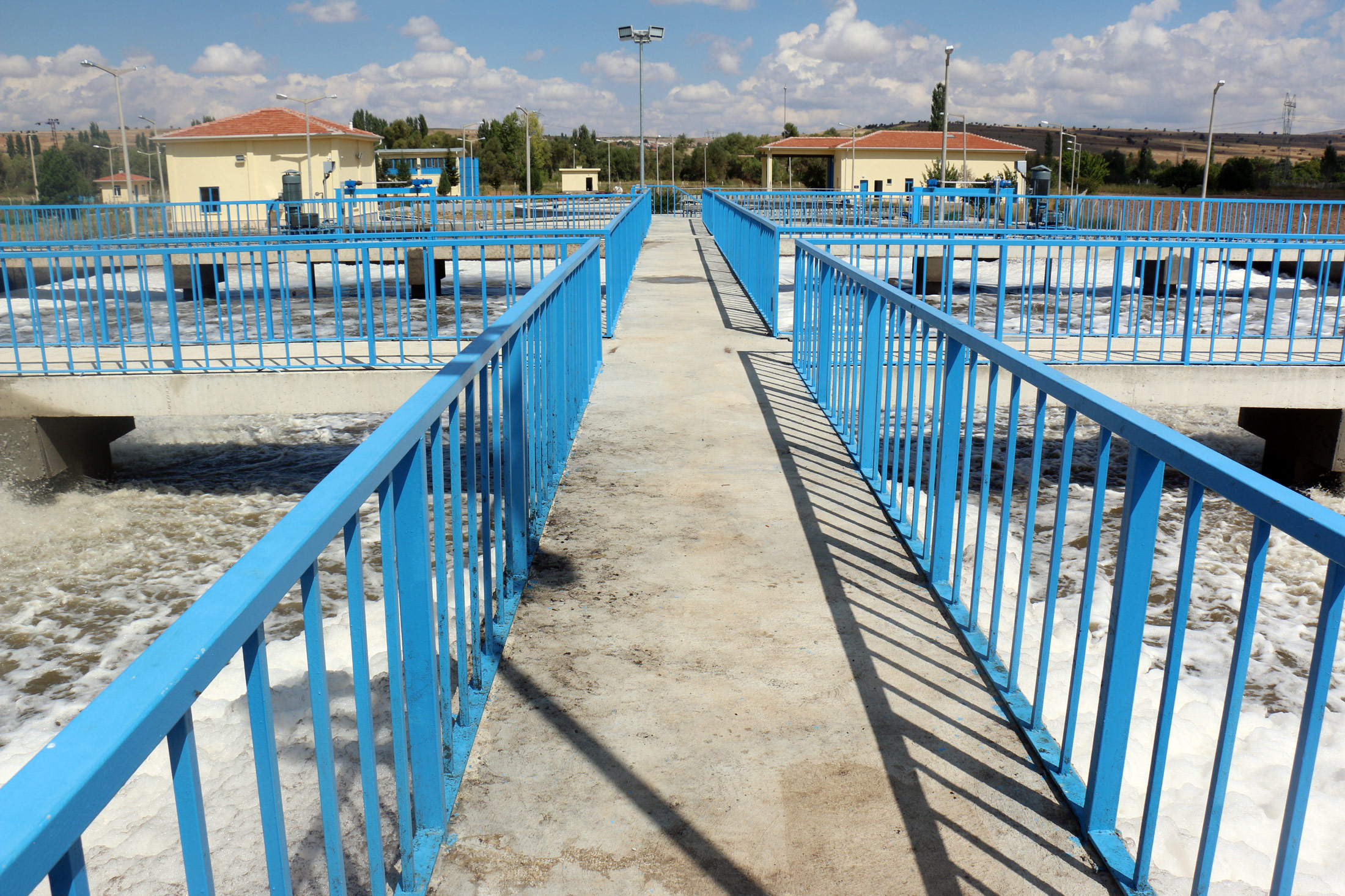 Beyşehir Atıksu Arıtma Tesisi İşletmeye Alındı