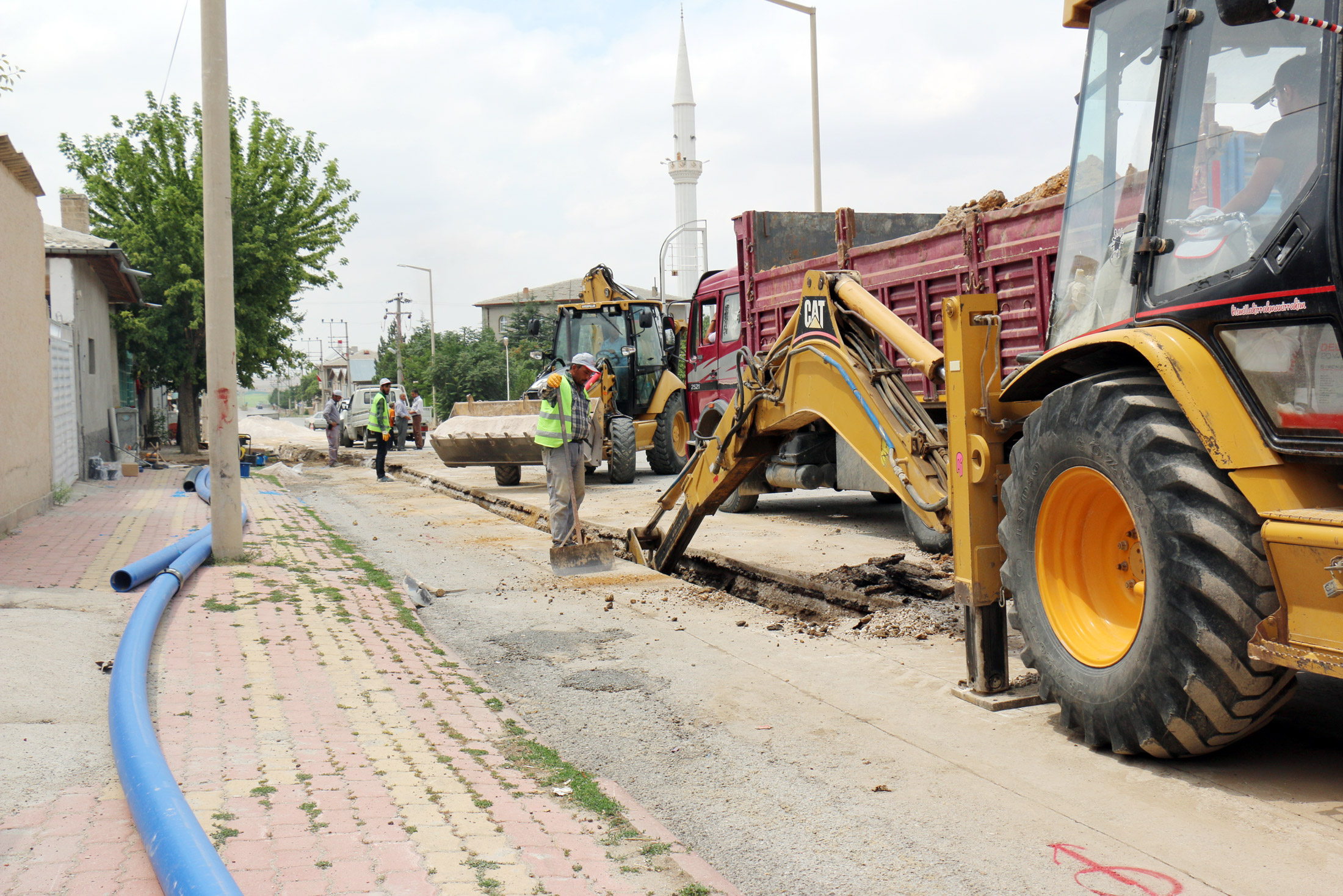 Kadınhanı'nın İki Mahallesine 140 Km'lik Su Şebekesi