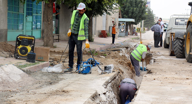 Kadınhanı'nın İki Mahallesine 140 Km'lik Su Şebekesi