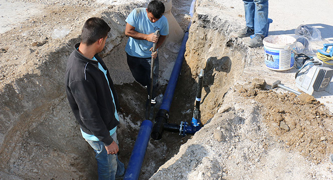2015'te 1.626 KM Su Ve Kanalizasyon Şebekesi Döşendi