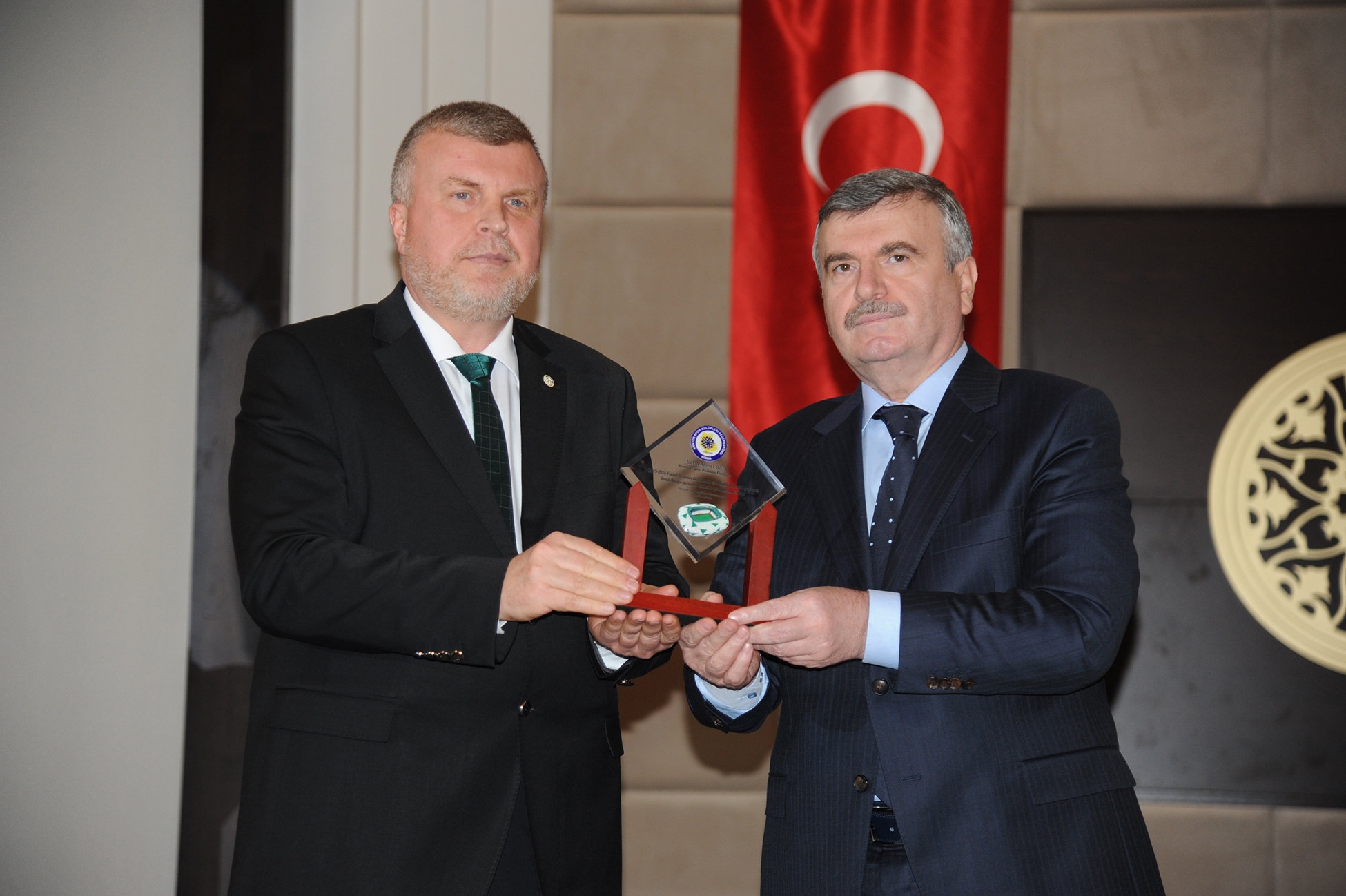 Başkan Akyürek 'Yılın Enleri' Ödül Törenine Katıldı