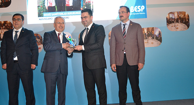 Büyükşehir Belediyespor Yılın Spor Kulübü Seçildi