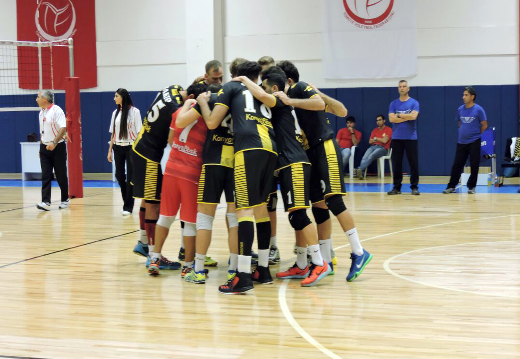Voleybol Takımımız Deplasmandan Boş Dönmedi