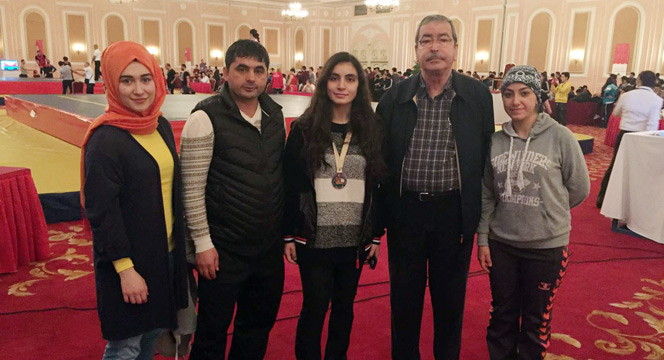 Büyükşehir'e İki Üçüncülük