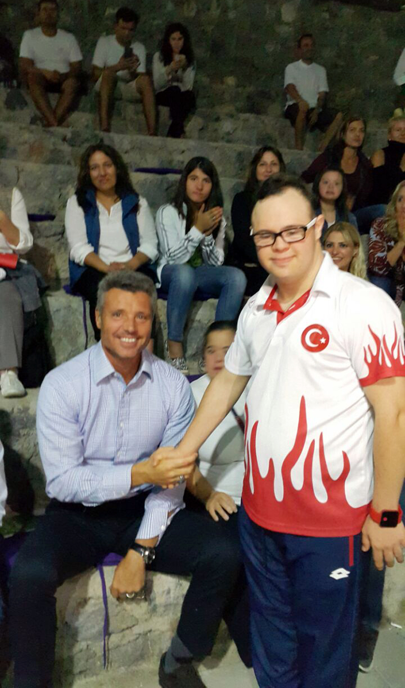 Özel Sporcumuz Birinciliğe Kulaç Attı