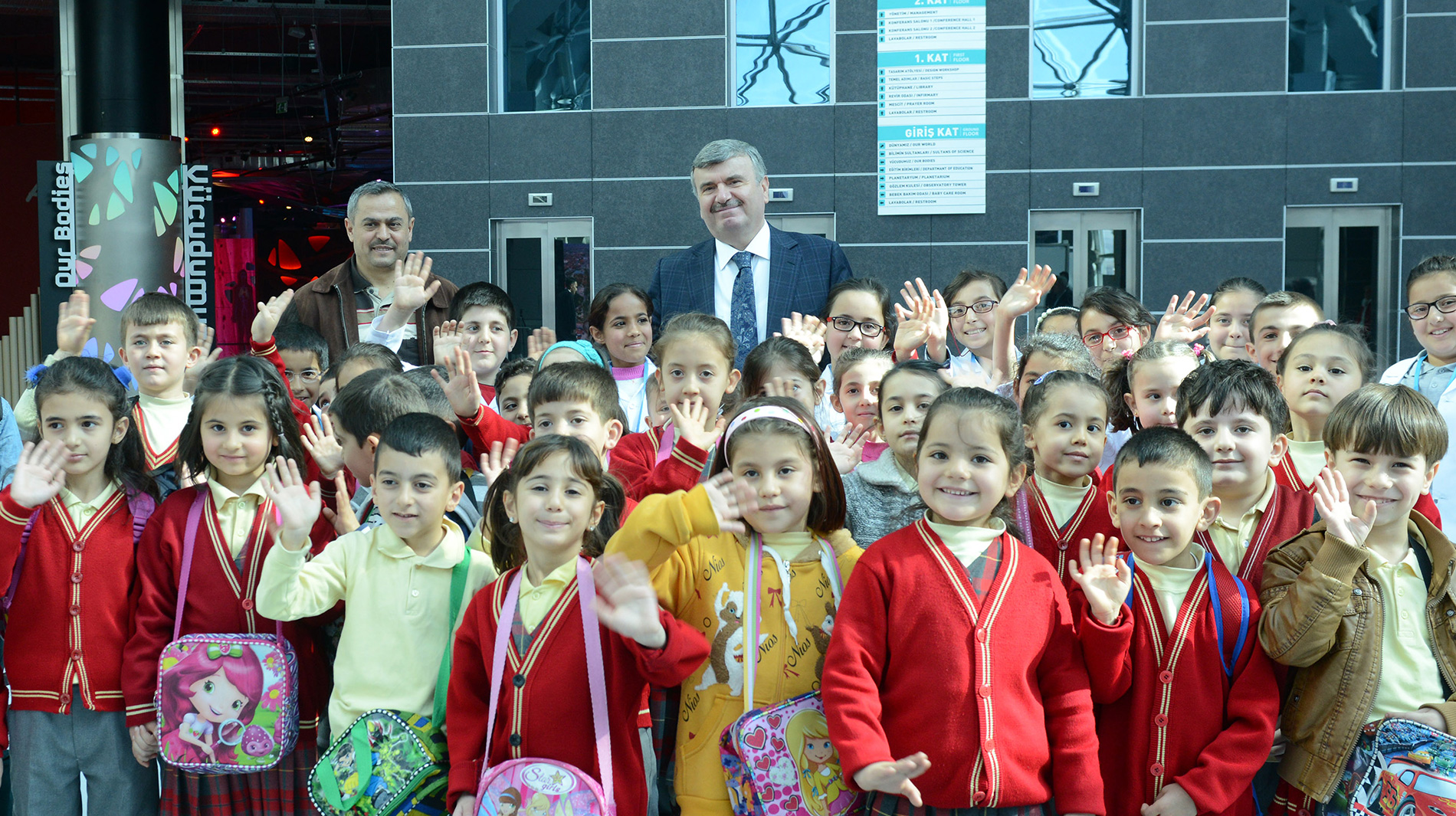 Büyükşehir'den 31 İlçeye Eğitim Desteği